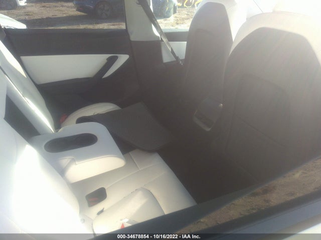 Tesla Model Y 2021 5YJYGDEE9MF187918 Image 9