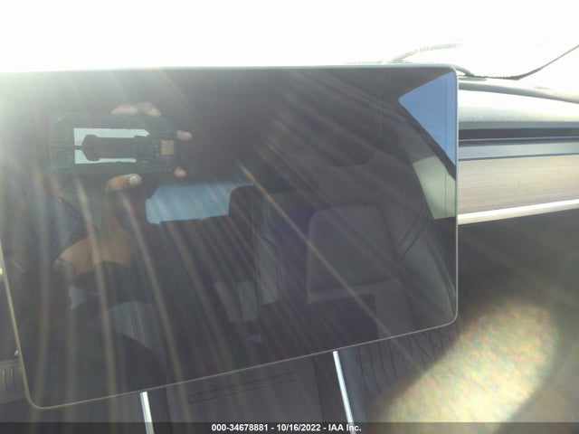 Tesla MODEL 3 2018 5YJ3E1EA0JF031757 Image 7