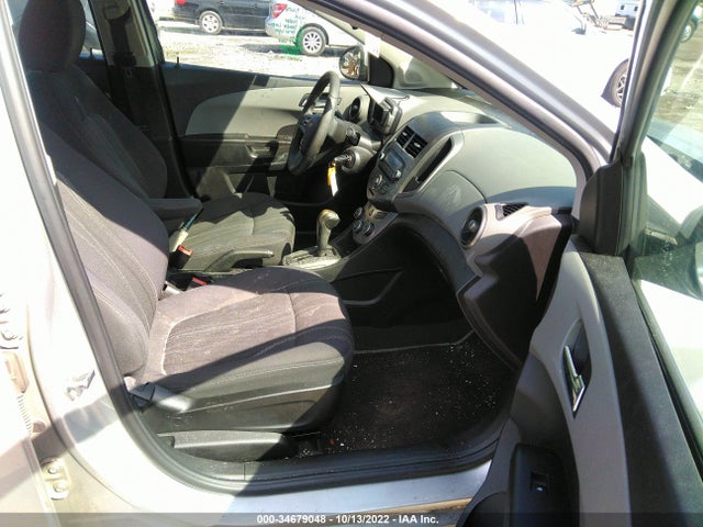 Chevrolet SONIC LT 2014 1G1JC5SG0E4176459 Image 6