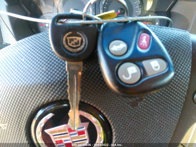Cadillac CTS 2004 1G6DM577640132761 Image 3