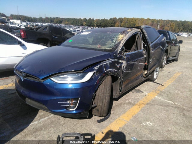 2019 Tesla Model X, VIN: 5YJXCDE21KF186806