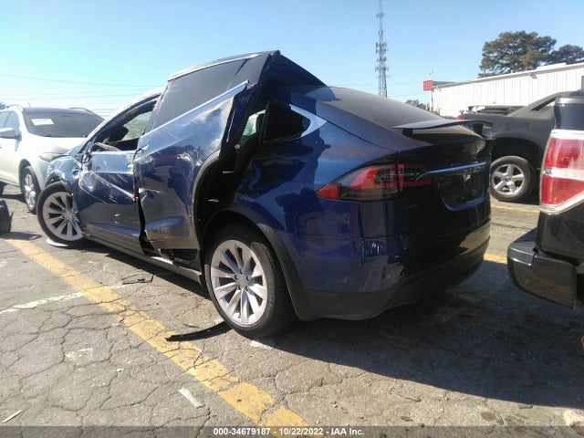 2019 Tesla Model X, VIN: 5YJXCDE21KF186806