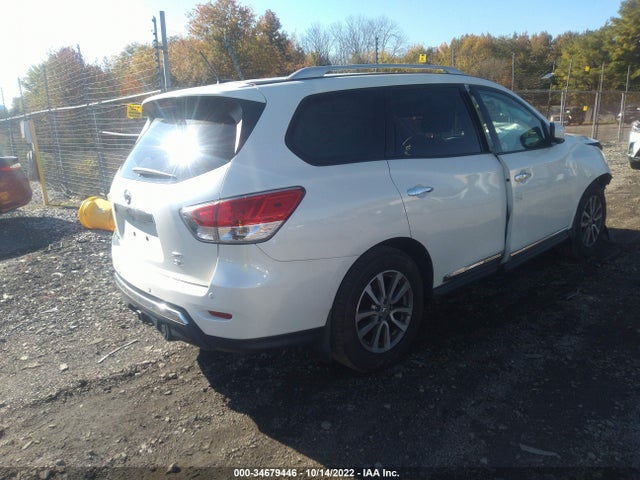 2016 NISSAN PATHFINDER SL VIN: 5N1AR2MM8GC617198
