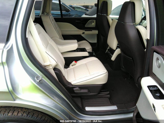 2021 Lincoln Aviator, VIN: 5LM5J9XC8MGL18543