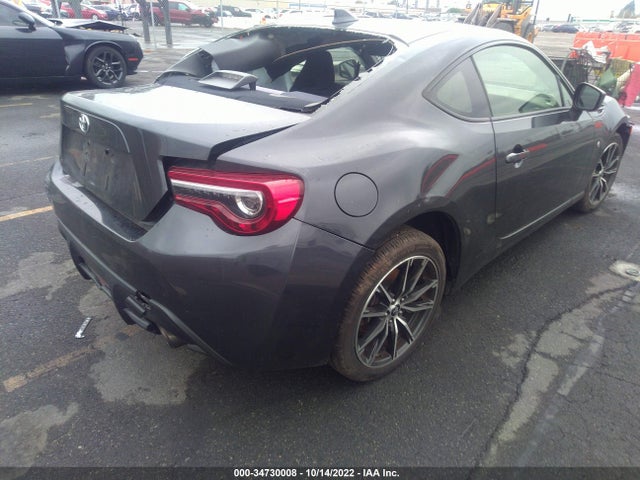 2017 Toyota 86, VIN: JF1ZNAA18H8701488