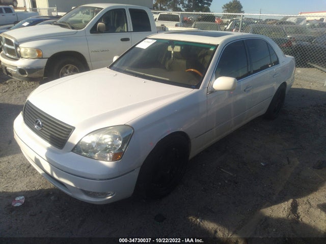 Lexus LS 430 2002 JTHBN30F520070272 Image 2
