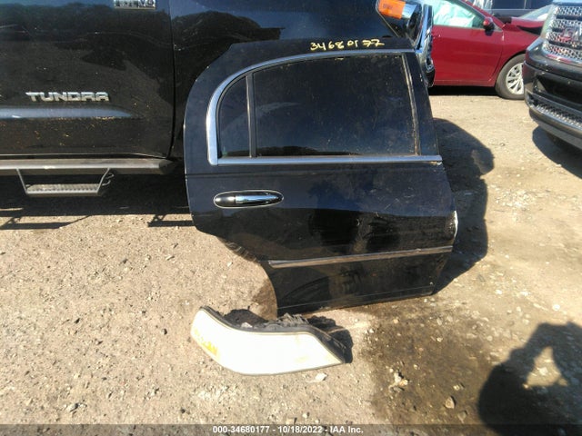 Lincoln Town Car Limited 2008 2LNHM82V58X642589 Image 4