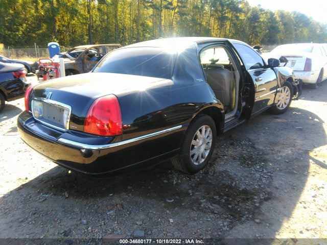 Lincoln Town Car Limited 2008 2LNHM82V58X642589 Image 6