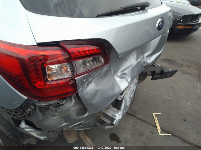 2018 Subaru Outback, VIN: 4S4BSACC8J3338546