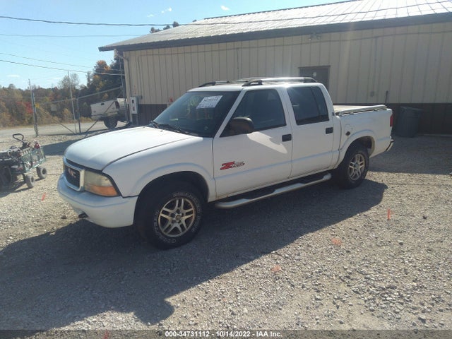 GMC Sonoma Sls 2003 1GTDT13X03K181441 Image 2
