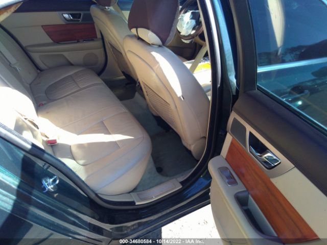 2010 JAGUAR XF SAJWA0FA7AHR70973 Photo 7