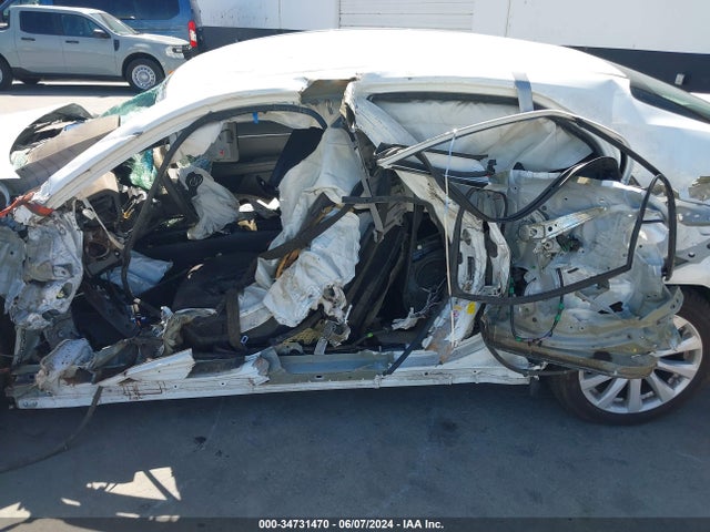 Toyota CAMRY LE 2018 4T1B11HK2JU637737 Image 13