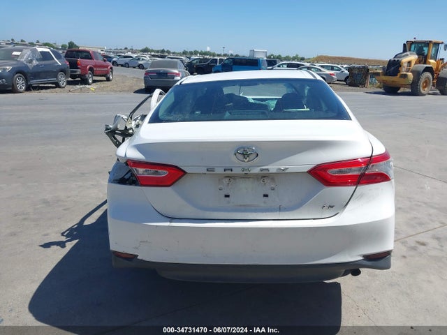Toyota CAMRY LE 2018 4T1B11HK2JU637737 Image 14