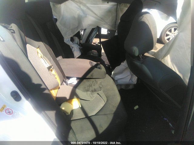 Toyota CAMRY LE 2018 4T1B11HK2JU637737 Image 8