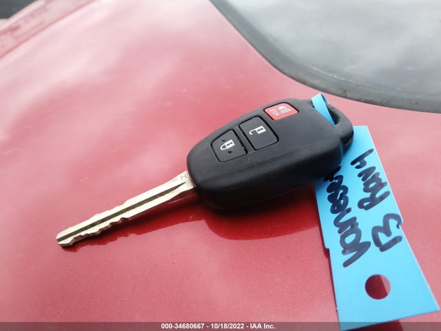2013 TOYOTA RAV4 XLE VIN: JTMRFREV0D5020000