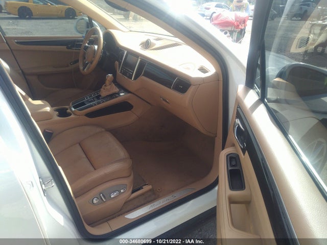 2015 Porsche Macan, VIN: WP1AB2A53FLB50145