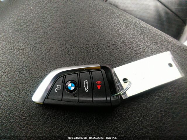 WBA13BJ09NCL05585 BMW 5 Series 530i Xdrive