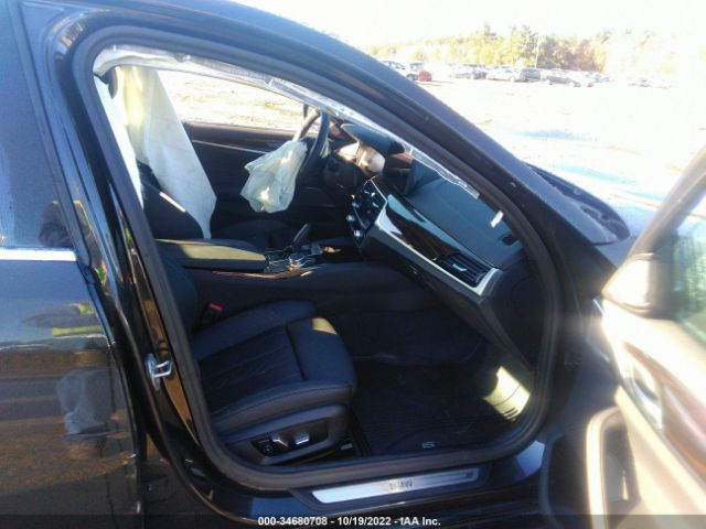 WBA13BJ09NCL05585 BMW 5 Series 530i Xdrive