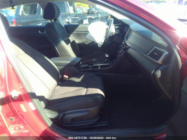 2017 Kia Optima, VIN: 5XXGT4L11HG150145