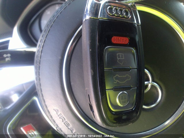 2016 Audi S8, VIN: WUAJ5AFDXGN900264