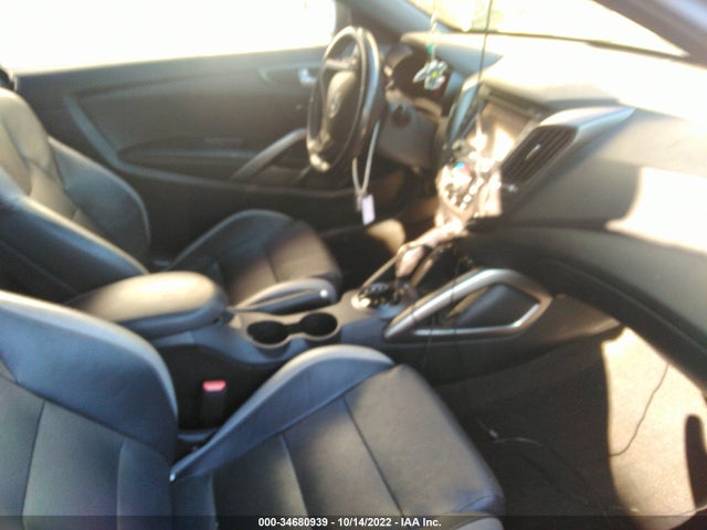 2016 Hyundai Veloster, VIN: KMHTC6AE5GU290073