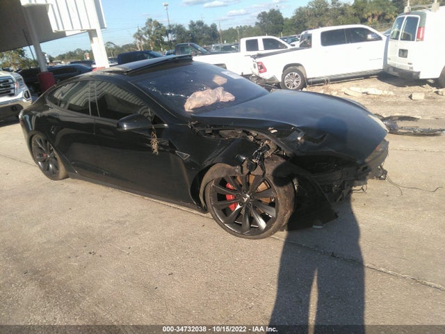 2015 Tesla Model S, VIN: 5YJSA1H48FF081522