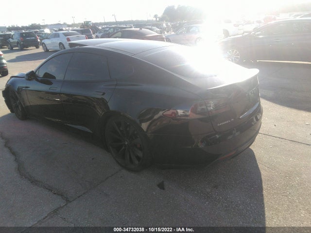 2015 Tesla Model S, VIN: 5YJSA1H48FF081522
