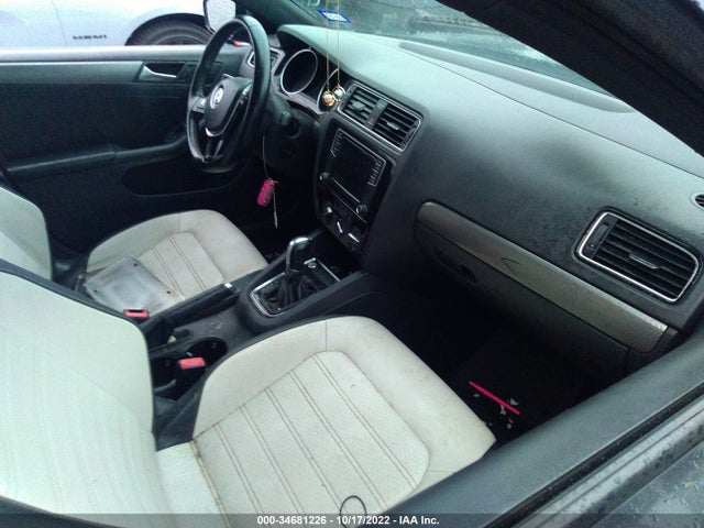 3VWD17AJ0HM304983 Volkswagen Jetta 1.8t Sport