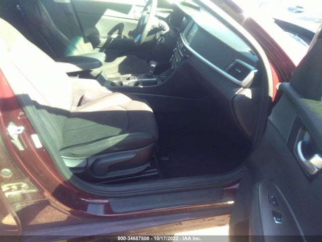 2020 Kia Optima, VIN: 5XXGT4L30LG421500
