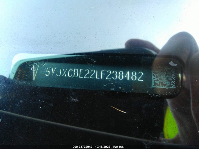 2020 Tesla Model X, VIN: 5YJXCBE22LF238482