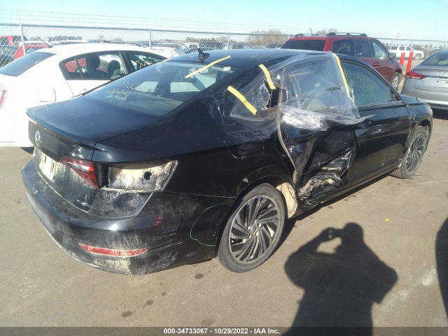3VWEB7BU4LM076134 Volkswagen JETTA SEL