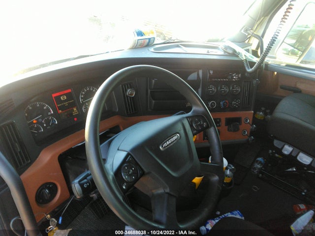 2021 FREIGHTLINER CASCADIA 126 3AKJHHDR0MSMU8390 Photo 4