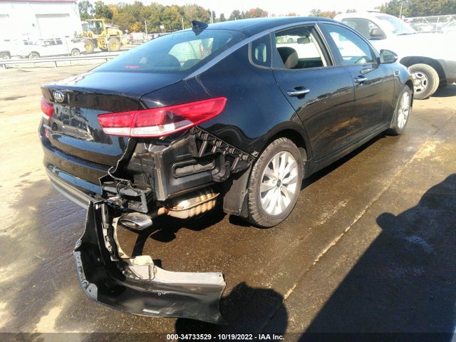 2018 Kia Optima, VIN: 5XXGT4L34JG256290