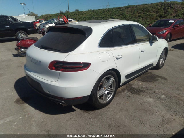 2016 Porsche Macan, VIN: WP1AB2A53GLB43648