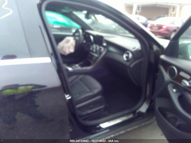 2017 MERCEDES-BENZ GLC GLC 300 VIN: WDC0G4KB2HF156089