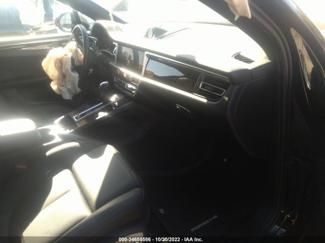 2022 Porsche Macan, VIN: WP1AA2A52NLB05604