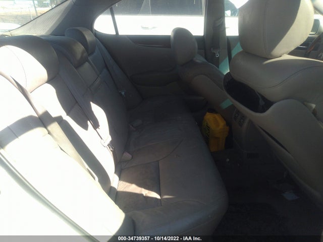 Lexus ES 300 2002 JTHBF30G625001549 Image 9