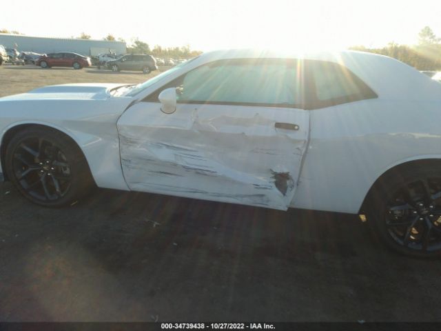 2C3CDZJG4NH215387 Dodge Challenger Gt