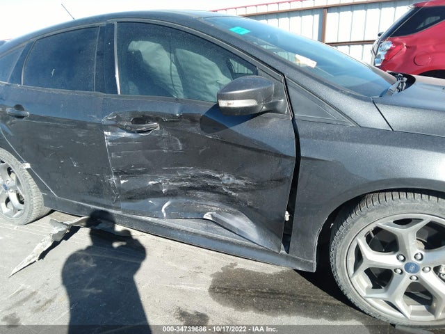 2018 FORD FOCUS ST VIN: 1FADP3L93JL322467
