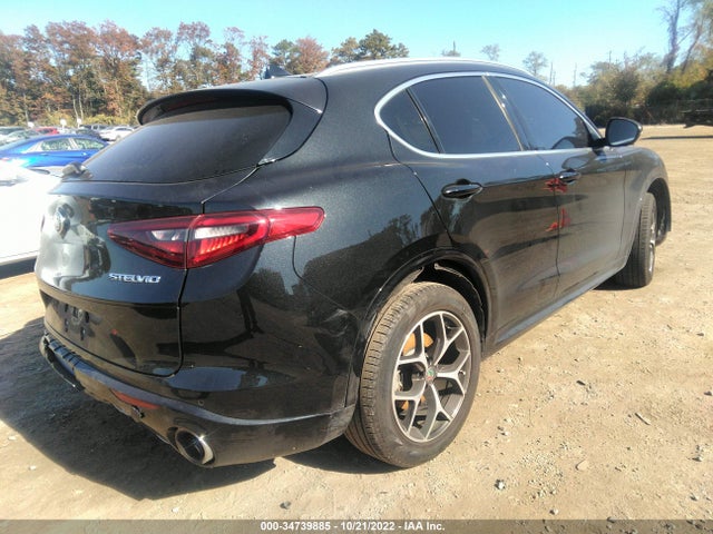 ZASPAKBN5M7C99585 Alfa Romeo STELVIO TI