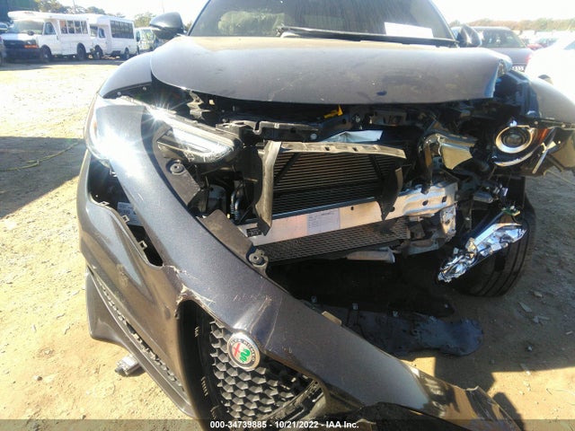 ZASPAKBN5M7C99585 Alfa Romeo STELVIO TI