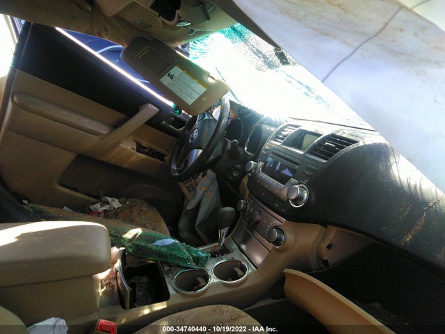 2012 TOYOTA HIGHLANDER VIN: 5TDBK3EHXCS135555