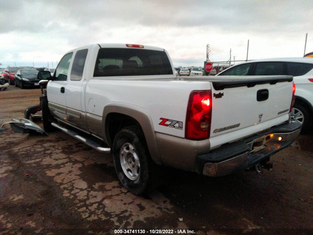 2003 CHEVROLET SILVERADO 1500 LS VIN: 2GCEK19TX31371291