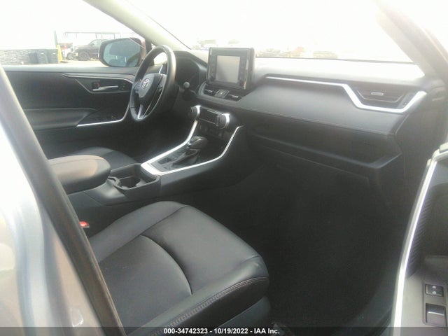 2019 TOYOTA RAV4 XLE PREMIUM VIN: 2T3A1RFVXKC012696