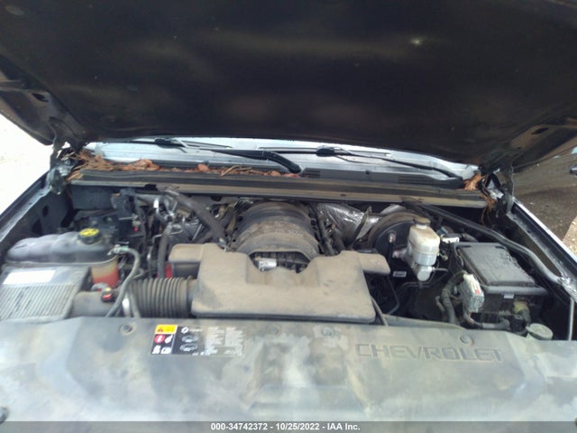 2016 Chevrolet Suburban, VIN: 1GNSCHKC9GR430631