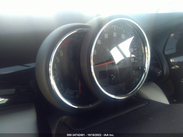 2018 Mini Roadster, VIN: WMWWG5C57J3D00564