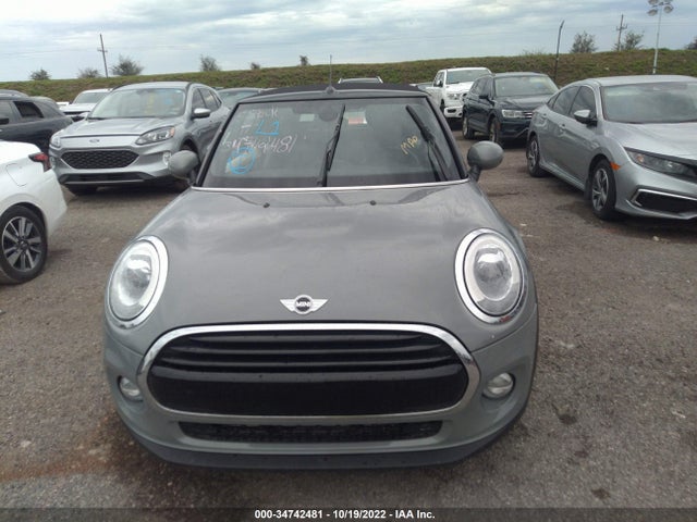 2018 Mini Roadster, VIN: WMWWG5C57J3D00564