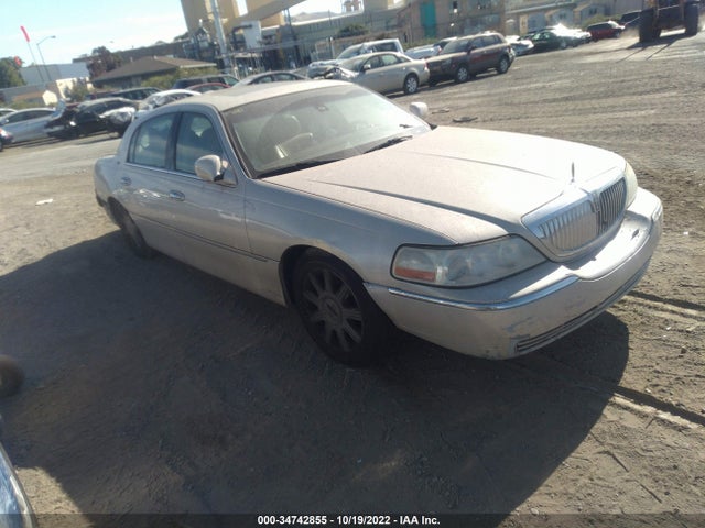 Lincoln Town Car Cartier Premium 2003 1LNHM83W03Y630690 zdjęcie główne