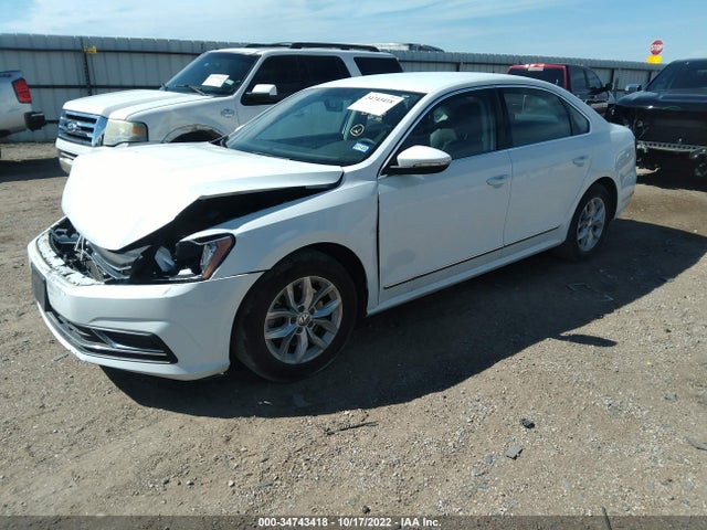 Volkswagen Passat 1.8t S 2016 1VWAS7A37GC011776 Image 2