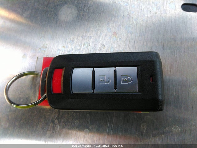 2021 Mitsubishi Outlander, VIN: JA4APVAU5MU031638